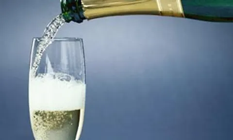 รสวิเศษของแชมเปญ ชุมนุมสารเคมีหลายร้อยชนิดอยู่ในฟอง