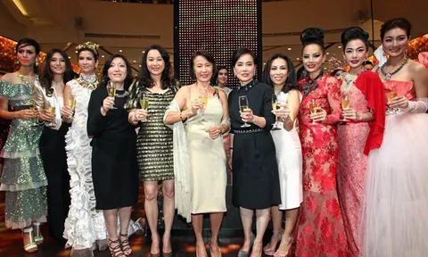 7 บิวตี้กูรู ประชันฝีมือเทรนด์แต่งหน้า ฉลอง 14 ปี บิวตี้ฮอลล์ สยามพารากอน