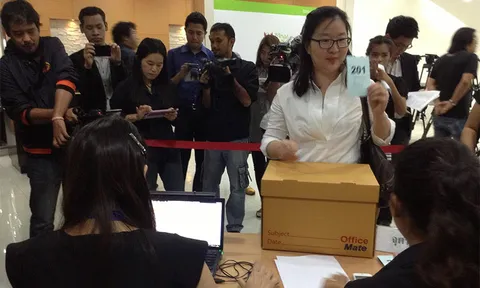 ยื่นซองประมูลทีวีดิจิตอลวันสุดท้ายคึกคัก ช่อง SD แข่งดุ