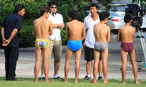 อวยเอง 'บิณฑ์' ขำหนังตัวเองจนน้ำตาไหล 