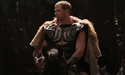  ปลุกตำนานเทพ 'เคลแลน ลัตซ์' เป็น เฮอร์คิวลีส 