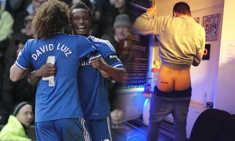 อย่าล้อเล่น! แฟนสิงห์สักชื่อ 'มิเกล' บนก้นหลังท้ายิงประตู