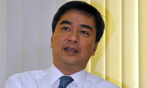 ปชป. จ่อถอดถอนต่อ สส.-สว. ผิดแก้ ม.190