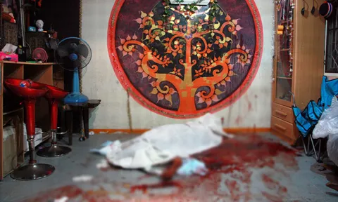 ฆ่ามือเบสวงร็อก คนร้ายบุกแทงคาบ้าน