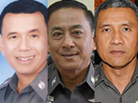 ยำตำรวจหั่นดอกไม้และกระบอง 12/01/57 