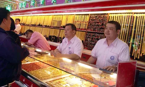 เลิกผวาชัตดาวน์ ร้านทองเปิดปกติแล้ว 
