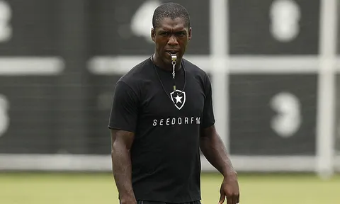 ตำนานคืนถิ่น!! 'เซดอร์ฟ'ประกาศรีไทร์-ยันไปคุม'มิลาน'