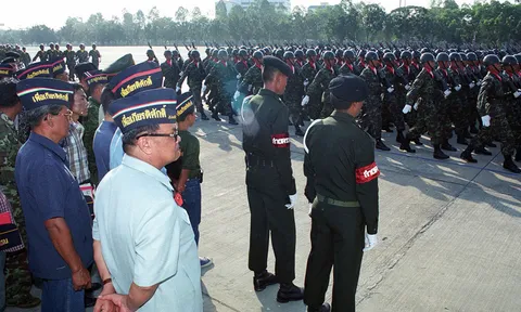 'ทหารผ่านศึก' วอนม็อบคืนพื้นที่อนุสาวรีย์ฯ จัดงาน 3 ก.พ.