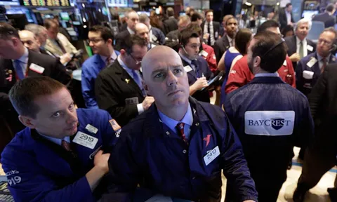 หุ้นสหรัฐฯปิดผสม ดาวโจนส์ดีดขึ้น41.55 จุด 