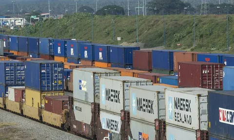 กูรู ชี้ศก.ไทย 3 เดือนข้างหน้าแย่ หวังส่งออก-ท่องเที่ยวช่วยยื้อ