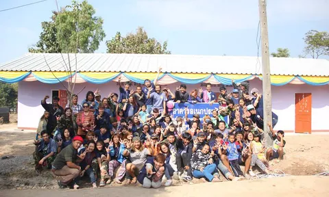 'น้ำใจพี่เพื่อน้อง' มกท.ยกขบวนออกค่ายอาสา สร้างห้องสมุด