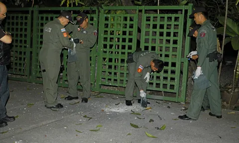 ปชป.จี้รัฐบาล-ตร. จัดการโจรก่อการร้ายเขมร หวั่นป่วนกรุง 