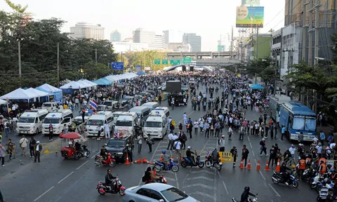 'ศรส.'เตรียมเชิญหน่วยงานราชการที่ กปปส.ปิดล้อมมาหารือขอพื้นที่คืน