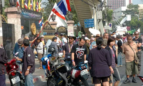 ขวางเลือกตั้ง