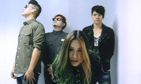 "แจสมิน" เปรียบรักเป็น "ประตูมิติ"