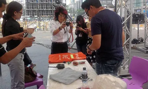 'หมอพรทิพย์' ตรวจหลักฐาน เหตุยิงหน้าสโมสร ทบ.