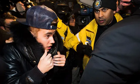 ฉาวไม่เลิก! แฉ "จัสติน บีเบอร์" พี้กัญชา-ยากล่อมประสาท