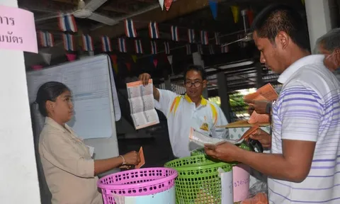 กกต.ระบุคะแนนลต.ทั่วประเทศ45.84% เฉพาะกทม.26.18%