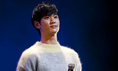 ล้างคอรอ กรี๊ด! เจ้าชาย คิม ซูฮยอน จ่อเยือนไทย