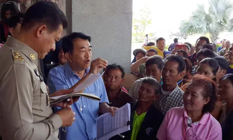 เกษตรกรข้าวโพดรวมตัวทวงเงินชดเชยจากรัฐบาล