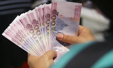 ธุรกิจค้าขาย-โรงแรม-รับเหมาโคม่า กระเป๋าฉีกปล่อยเช็คเด้ง