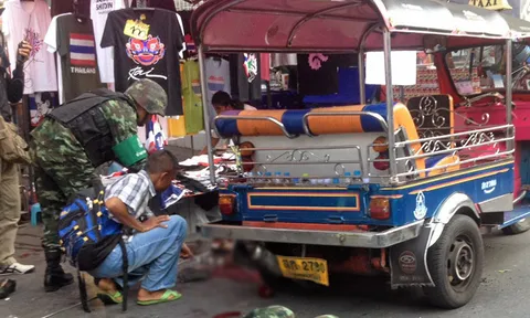 พ่อ-แม่'น้องเค้ก'รุดรับศพลูก วอนทุกฝ่ายยุติความรุนแรง 