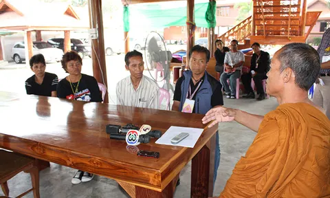 ชาวนาอีสาน จ่อสมทบ2พันคน จี้ใช้หนี้จำนำข้าว