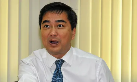 'มาร์ค'งง'ปู'ชัด ใครพูดแนวคิดแยกประเทศ แต่กลับให้สอบทุกฝ่าย 