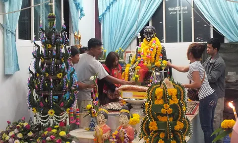 ฮือฮา! 'ศาลเจ้าพ่อขุนนรินทร์สงคราม'ให้โชค ถูกหวยรางวัลที่ 1