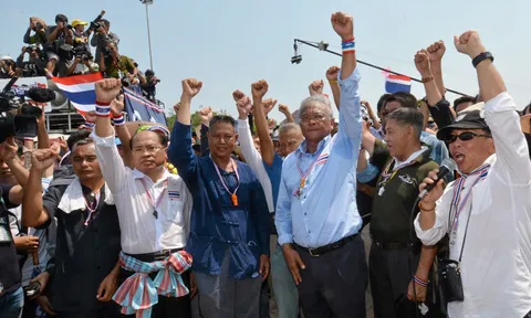 ศอ.รส.เรียก 'สุเทพ' พร้อมแกนนำ รับทราบข้อหาขวางเลือกตั้ง 2 เม.ย.นี้