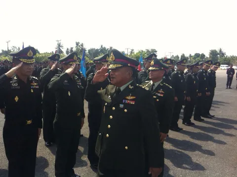 แม่ทัพภาค 4 คนใหม่ รับตำแหน่ง