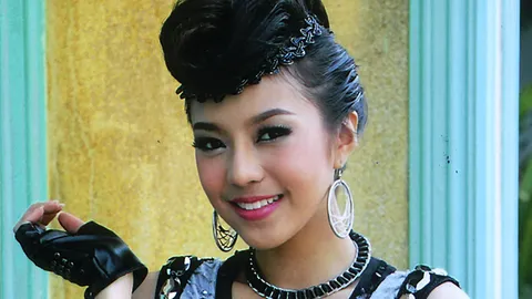 'เมย์' ยากทั้งชกมวยร้องเต้น