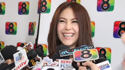 'พอลล่า' เลื่อนมีลูกเหตุงานรุม สงกรานต์ควง 'เอ็ดเวิร์ด' สวีตออสเตรเลีย