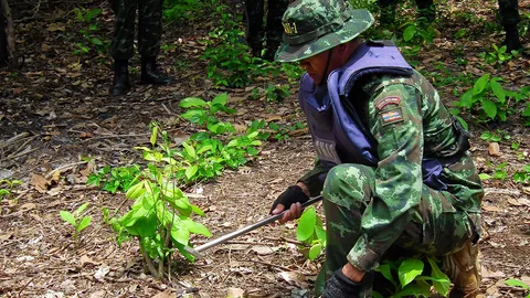 ระเบิดเศษซากสงคราม แม้หน่วยกู้ยังไม่รู้วันหมด