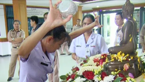 'พญานาคราช'เข้าร่างทรงลูกจ้าง ทรภ.1 ขอสรงน้ำพระรูป 'เสด็จเตี่ย'