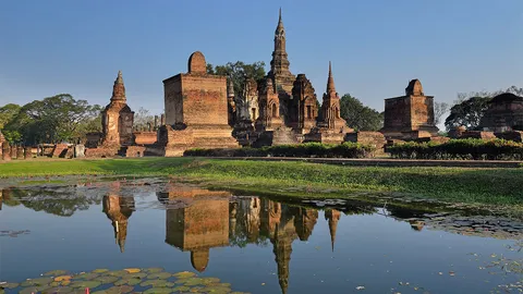 ททท. ตั้งเป้าครึ่งปีหลังรายได้ 7 แสนล้าน หวั่นคนไทยเที่ยวน้อย