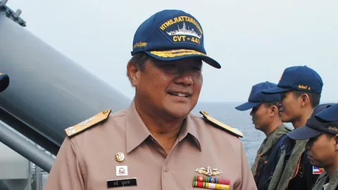 'ผบ.หน่วยซีล' ปลุกขวัญทหารต้องอดทนต่อภารกิจที่มีความเสี่ยง