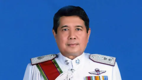 'รองเลขาธิการนายกฯ' เข้าแจง 'ป.ป.ช.' ปมจำนำข้าว 3 ชม. ยันไร้ทุจริต
