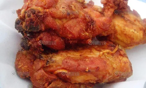 น้ำยาอารมณ์ดี ขนมจีนเจ๊เล็ก น้ำยากะทิสุดล้ำ น้ำยาปูสุดเริ่ด