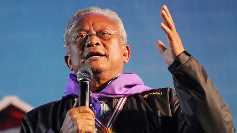 เทือกขู่อย่าสะเออะ ซัด‘มาร์ค’เดินสาย