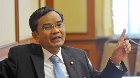 'นิพิฏฐ์' โพสต์ FB อัด 'ไพศาล' ติดอัลไซเมอร์ 'บิ๊กจิ๋ว'