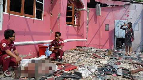 พลุระเบิดสนั่นที่กรุงเก่า-ฉีกร่างคนทำแหลกเหลว