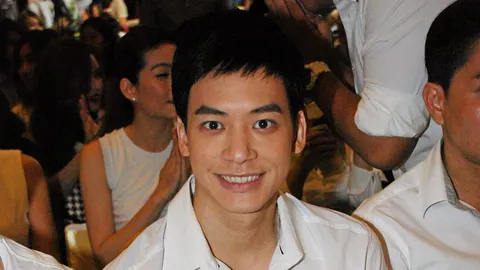 "บี้"ยืนกรานความรักคือความลับ ขนาดควง"โม"ไปเที่ยวยังไม่รับแฟน