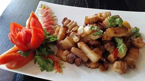 หมูคั่วเกลือ