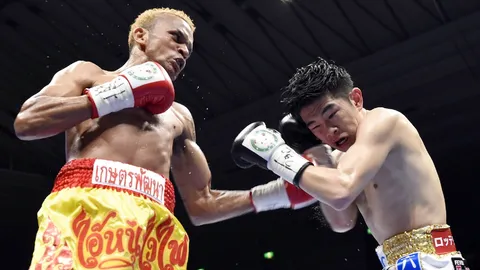 'อำนาจ' ป้องกันแชมป์สำเร็จ! ชนะอิโอกะไม่เอกฉันท์