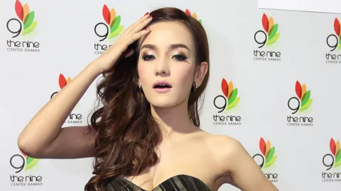 อวดอึ๋มต่อ 'กระต่าย' โสด! เชิญชวนจีบ 