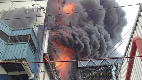  ไหม้ รง.