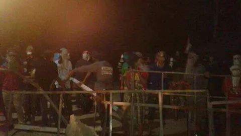 เหมืองแร่จ.เลยเดือด! ชายชุดดำปิดล้อม-จับชาวบ้าน