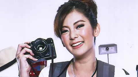 'ฮอลล์' แอบเกร็งรุ่นพี่