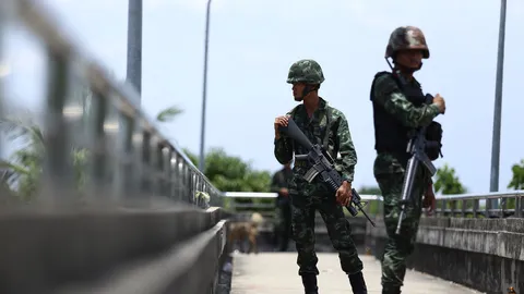 ขานรับ “กองทัพ” ใช้กฎอัยการศึก เอกชน “โล่งอก” ประเทศกลับคืนสภาวะปกติ